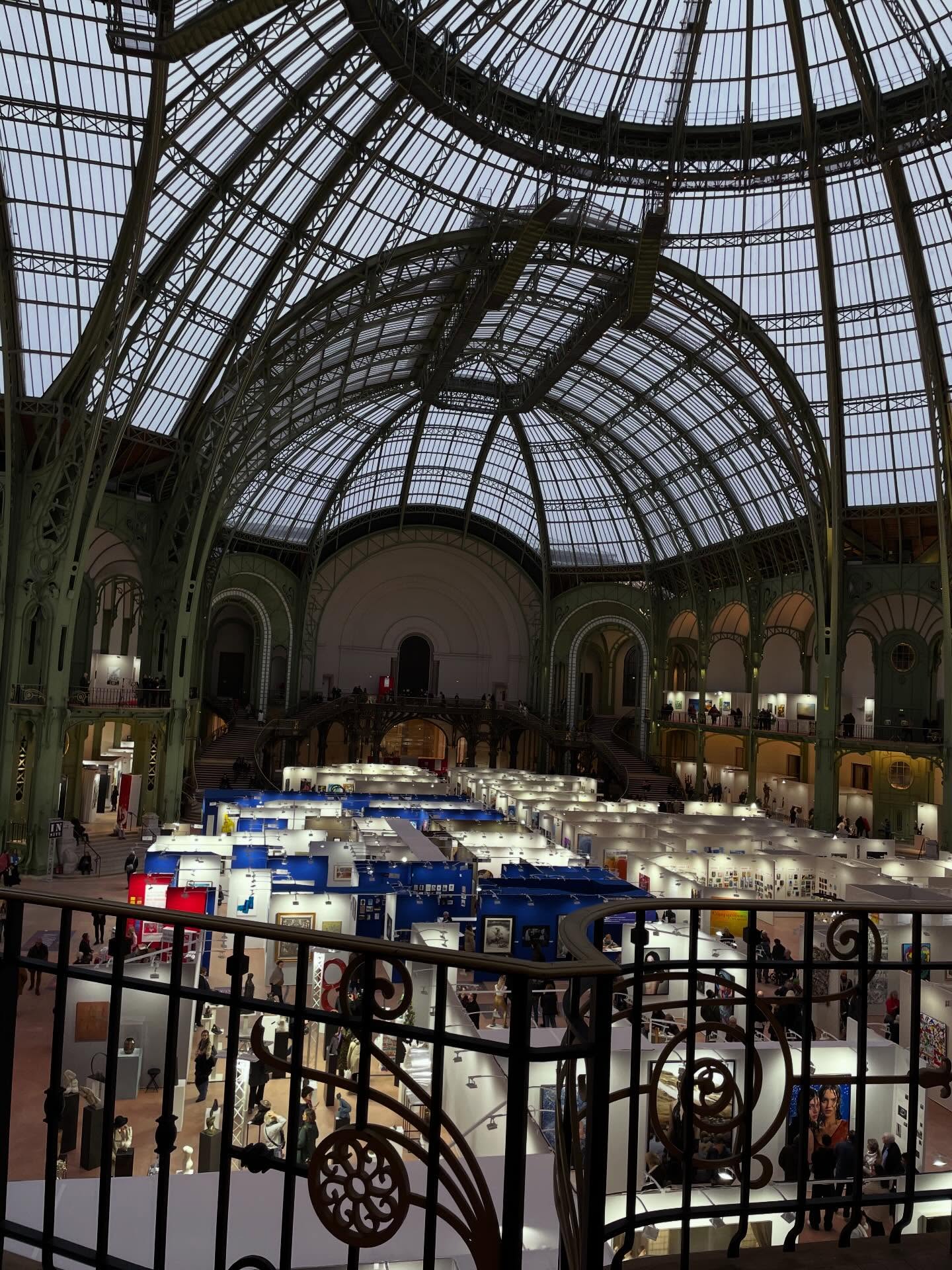Grand Palais, Art Capital, j’expose dans la section gravure des Artistes Français, si vous voulez venir voir, c’est jusqu’à demain, 19:00. #gravure #artiste #exposition #grandpalais